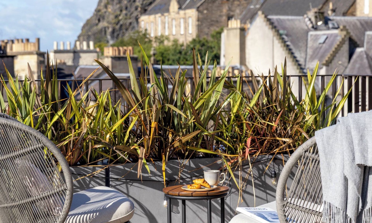 Old Town Hotel | Virgin Hotels Edinburgh