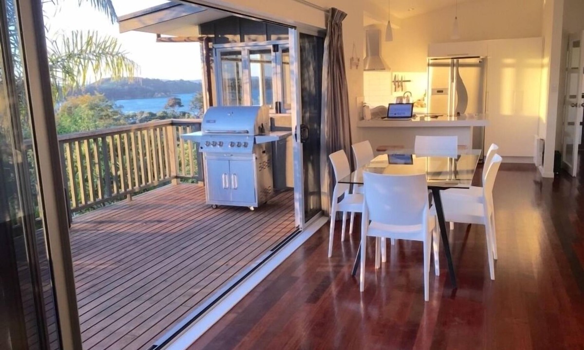 Waiheke Island House | Waiheke - Luxury holiday home with great sea views