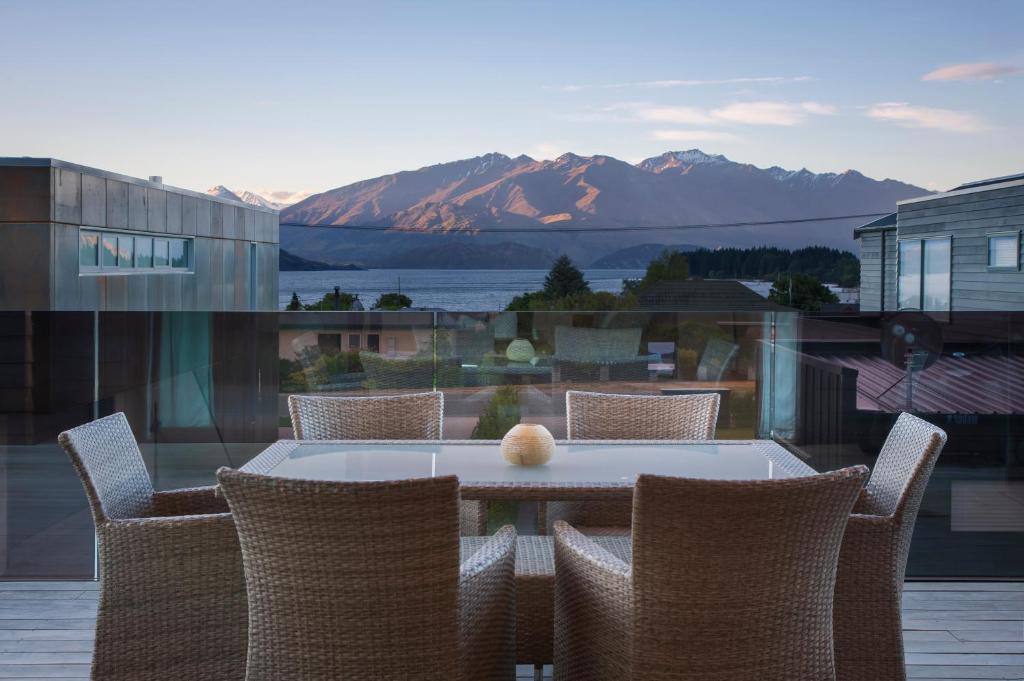 Wanaka Villa | Waimaori Views