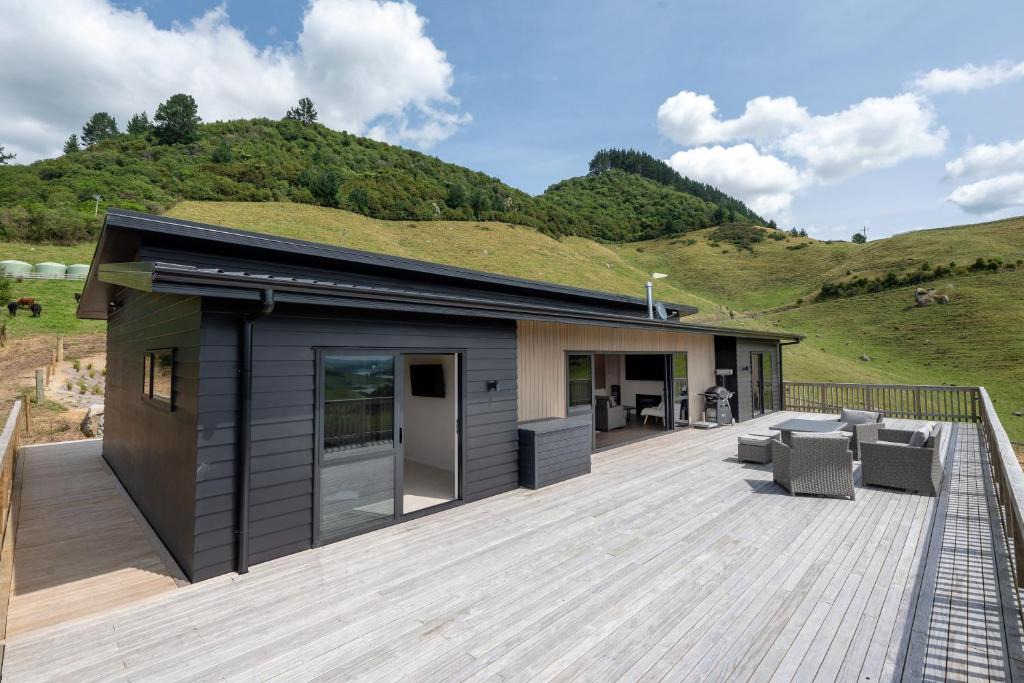 North Island House | Waipamu Lodge - Whakamaru Holiday Home