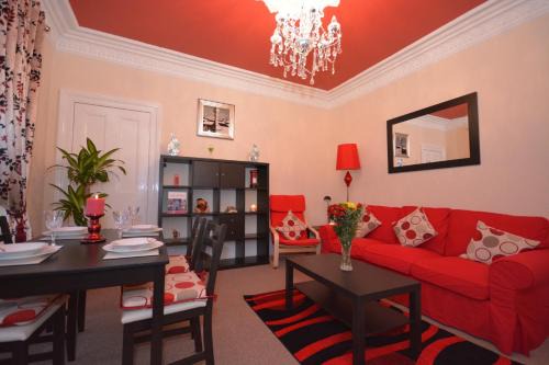 Tillicoultry Apartment | Wallace Apartment