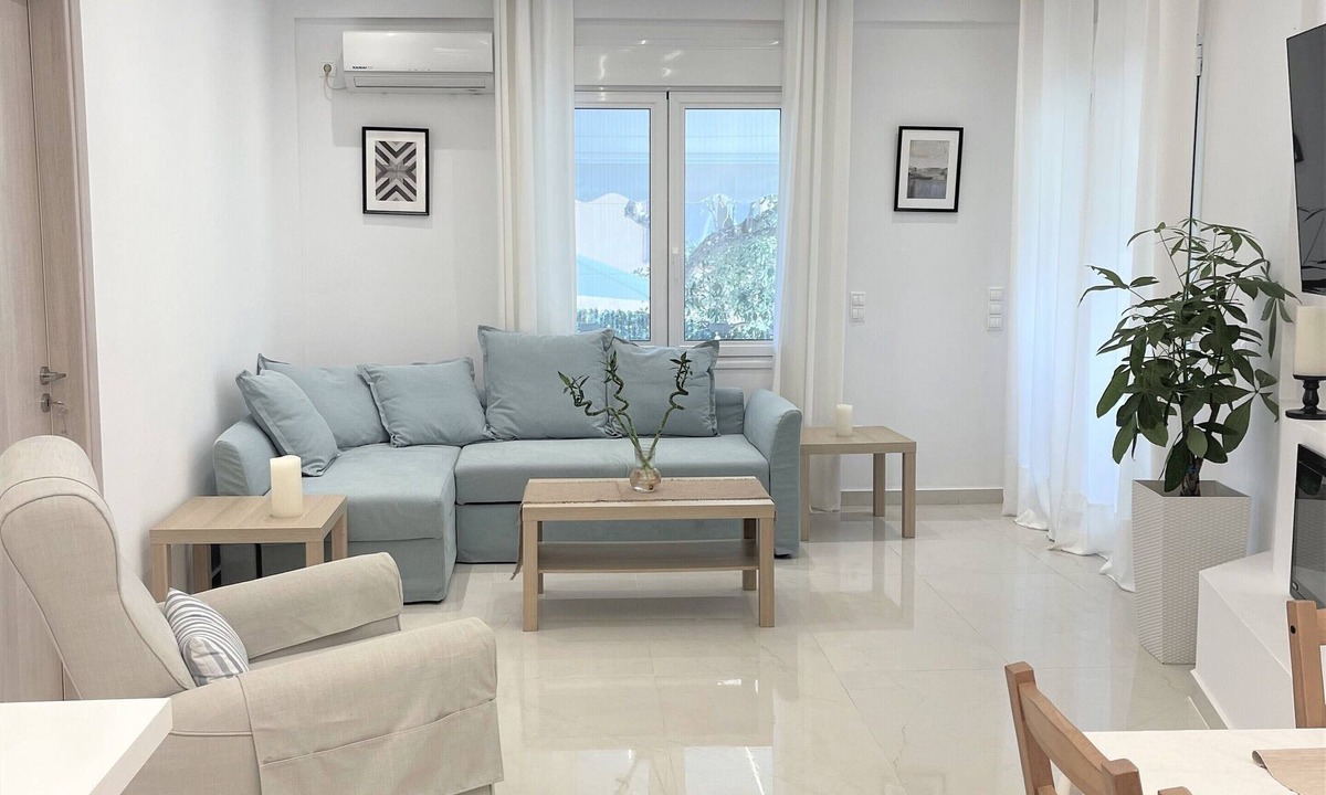 Glyfada Condo | Waterfront Condo Glyfada