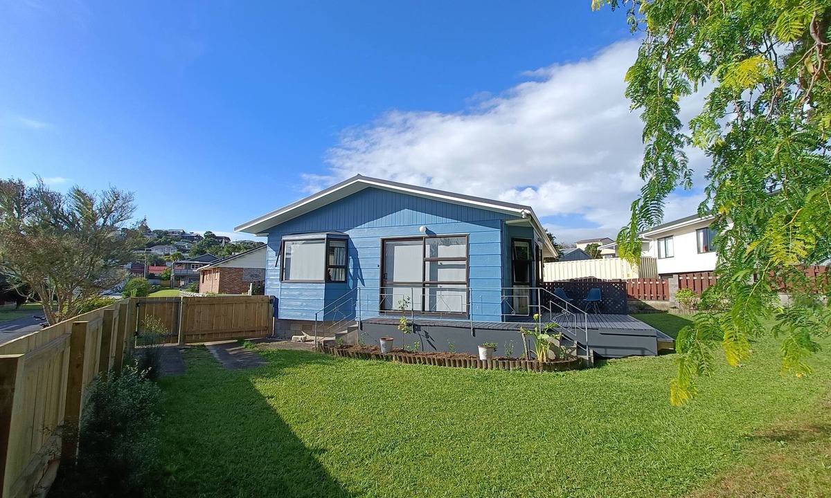 Raglan House | Where it's at - Central Raglan