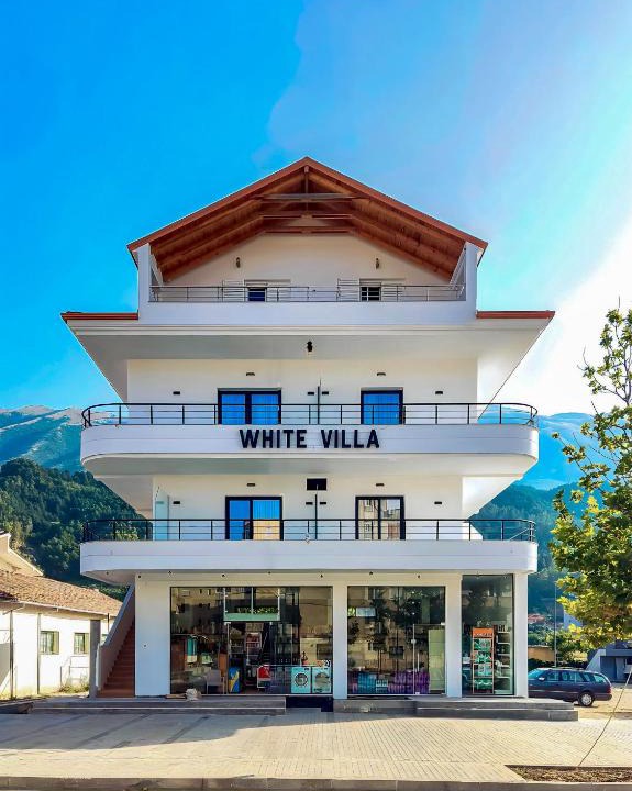 Permet Hotel | White Villa