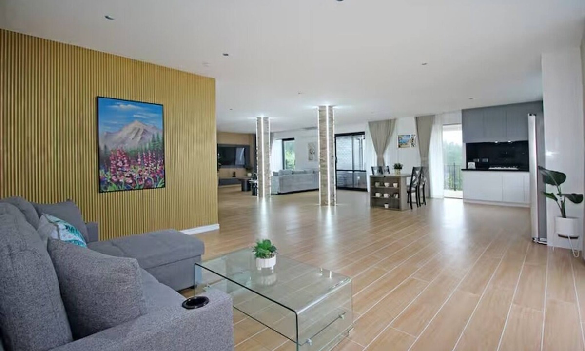 Auckland House | Your Private Escape with city views