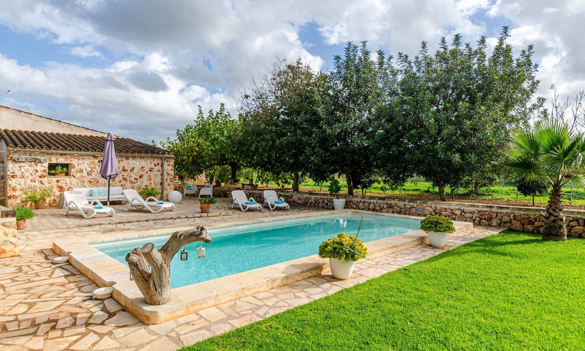Sineu Villa | YourHouse Estada