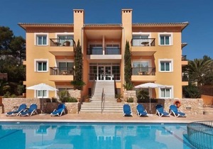 1 bedroom accommodation in Cala San Vincente