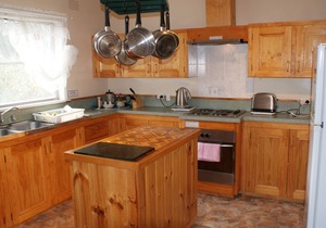 AAA Granary Accomm -Rose 4 bedroom Cottage