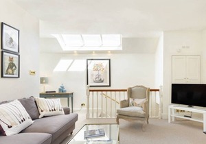 ALTIDO 2bed house with parking near Dean Gardens