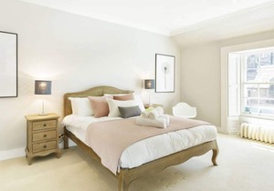 ALTIDO 2bed house with parking near Dean Gardens