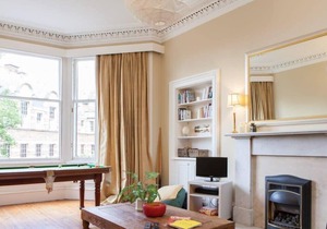 Amazing 4 Bedroom Apartment Just Off The Meadows