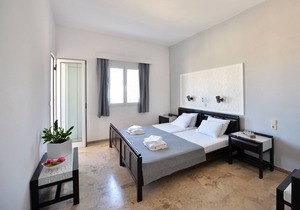 Anna's Double Room 150 meters from the sea
