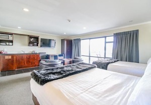 Aotea Motor Lodge