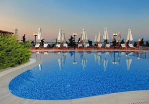 Apartment in Koutouloufari with pool