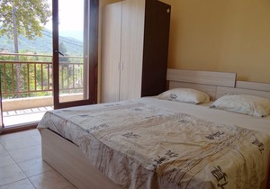 Apartment with sea and mountain views at 150m from the beach