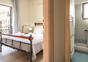 Apartment "Zois 2" with Sea View, Garden & Wi-Fi