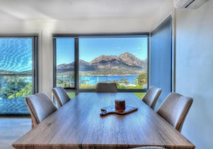 Apartments in Coles Bay, Australia