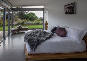 Avalon Coastal Retreat
