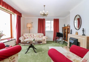 Bay View Apartment