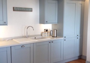 Beautiful 1850's Fisherman's Cottage on the sea front in prime location