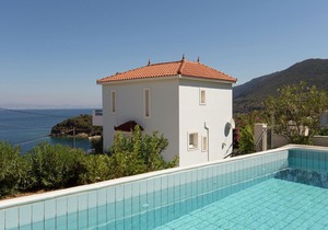 Beautiful Villa in Agia Paraskevi Samos with Swimming Pool