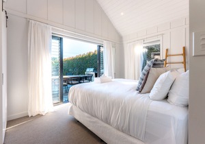 Blackpool Boathouse - Stay Waiheke