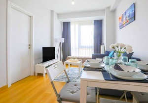 Business-Friendly Residence with Pool in Fikirtepe
