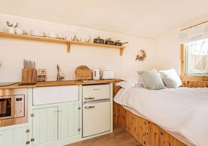 Cabin ∙ 1 bedroom ∙ 2 guests