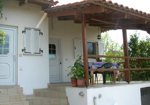 Calm located, amid an olive grove, close to the beach, wifi | holiday house Ilia