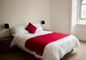 Central 2 Bedroom Flat in Leafy Marchmont