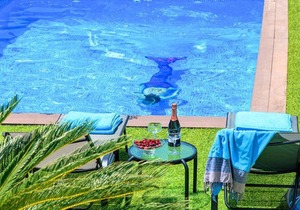 Chania City Villa Heated Pool