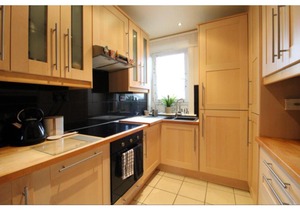 Charming, Spacious 1BR Flat for 4 in Edinburgh