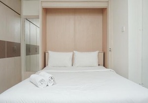 Comfortable and Homey Studio Apartment at Kebagusan City By Travelio