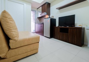 Comfy 2BR at Green Lake Sunter Apartment By Travelio