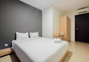 Comfy 3BR at L'Avenue Apartment Pancoran By Travelio