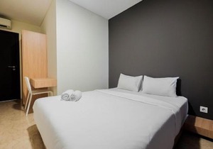 Comfy 3BR at L'Avenue Apartment Pancoran By Travelio