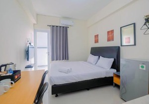 Comfy Studio Bogorienze Apartment near The Jungle Fest By Travelio