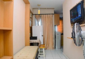 Cozy Living with Modern Design 1BR Kebagusan City Apartment By Travelio
