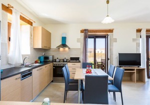 Dimokritos Villa II, a homestay experience