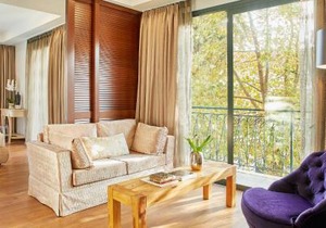 Dioni Boutique Hotel