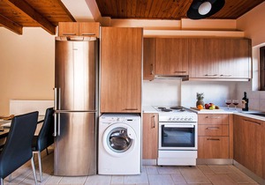 Elia 1 maisonette,Near Heraklion, beach & taverns