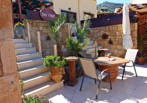 Elia 2 maisonette,Near Heraklion, beach & taverns