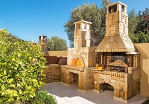 Elia 5 maisonette,Near Heraklion, beach & taverns