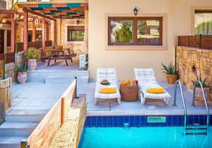 Elia 5 maisonette,Near Heraklion, beach & taverns