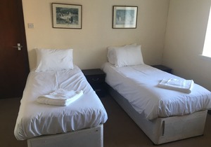 George and Abbotsford Hotel