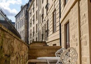 Gorgeous Stockbridge Apt With Underground Parking