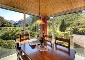 Hawthorn Cottage