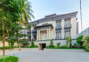 Home 899 Patal Senayan