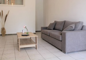 Kalamaki Plaza Apartments 'kalimera'