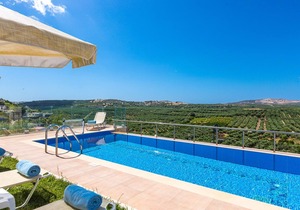 Kampos Villa II, Nature Living with Heated Pool
